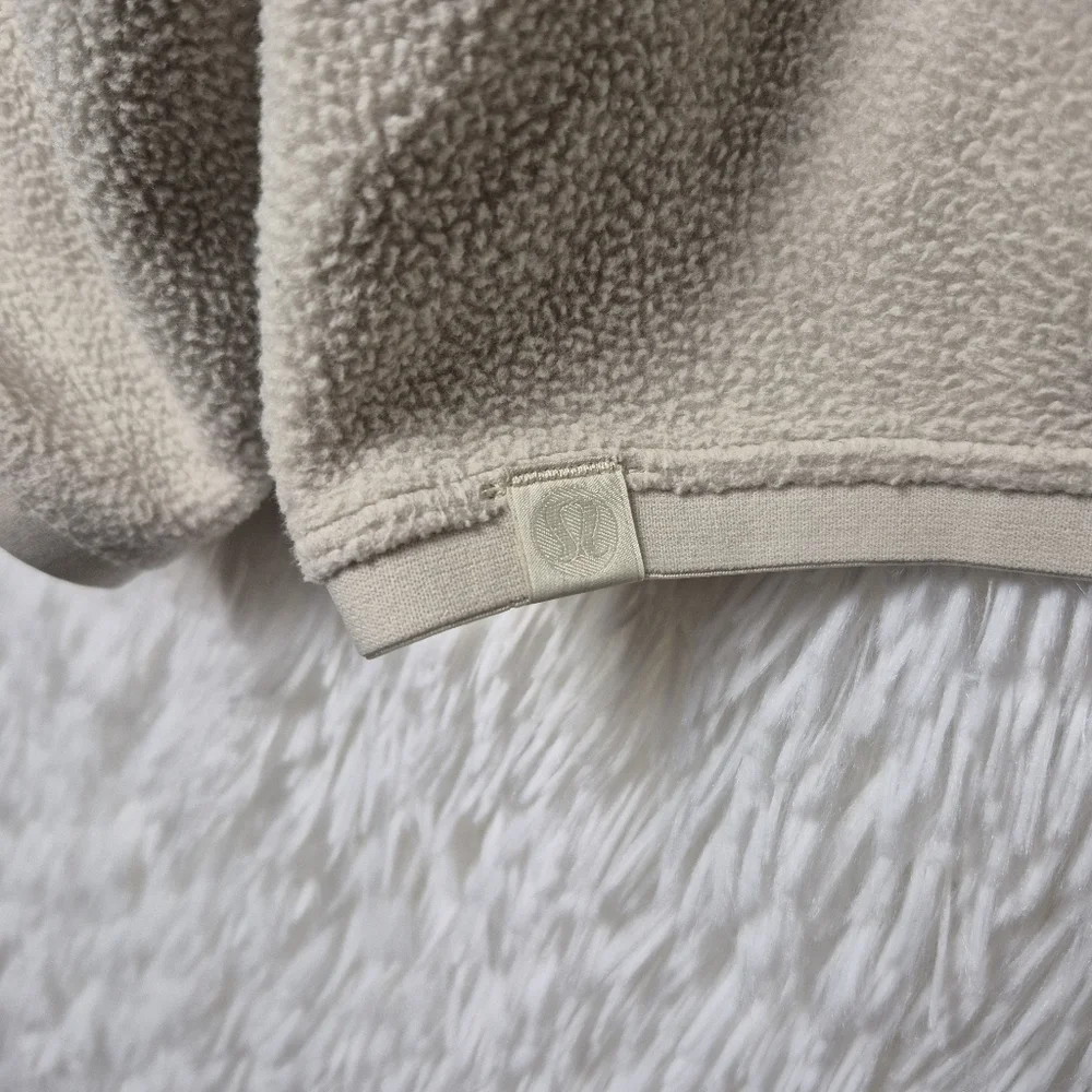 Lululemon Mens XL Cream Oversized-Fit Fleece Size Large Black 1/2 Zip LM3DTCS‎